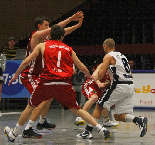 UBC Tigers281109   040.jpg
